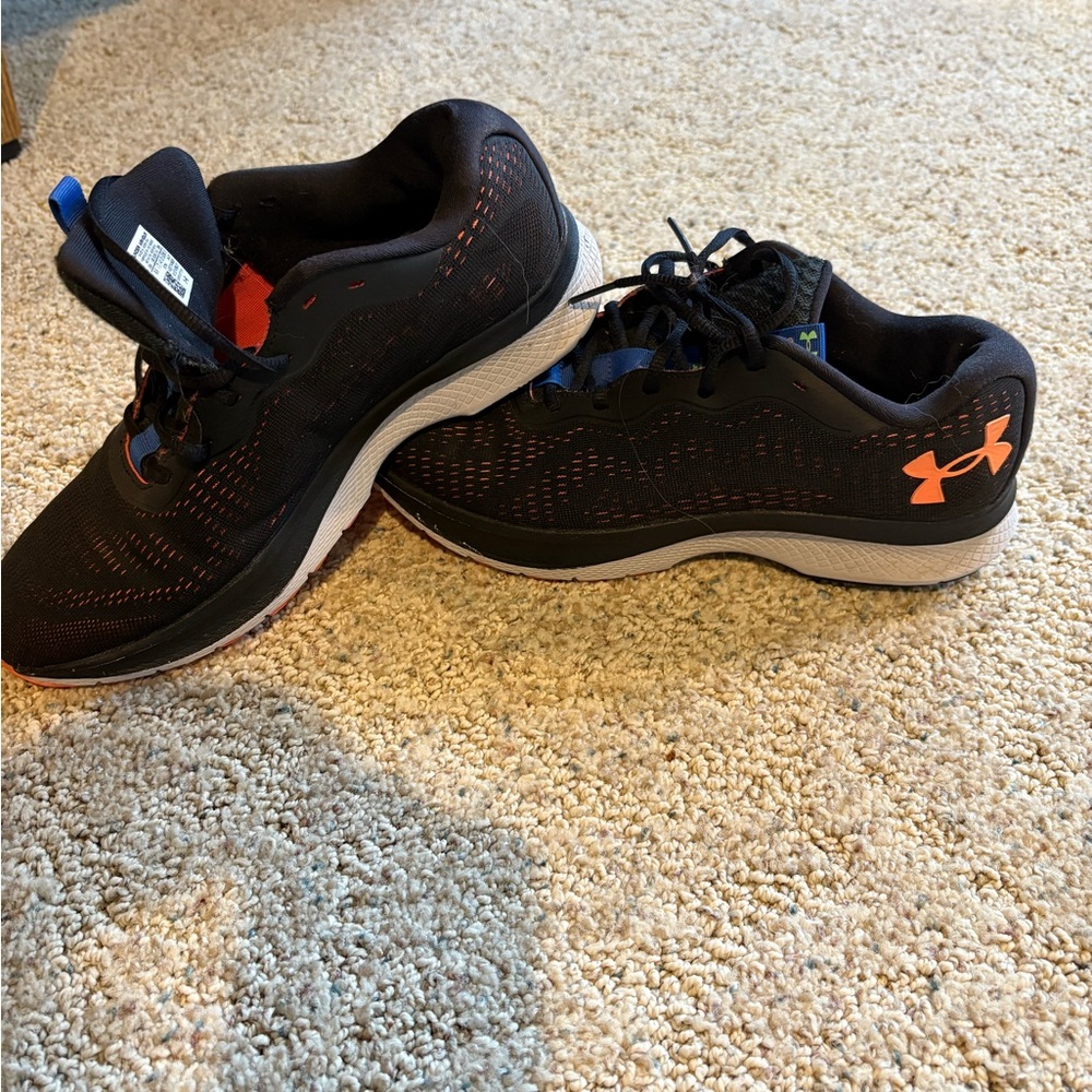 💥Buy 2 Get 1 Free💥 Under Armour Women’s Black and Pink Athletic Shoes